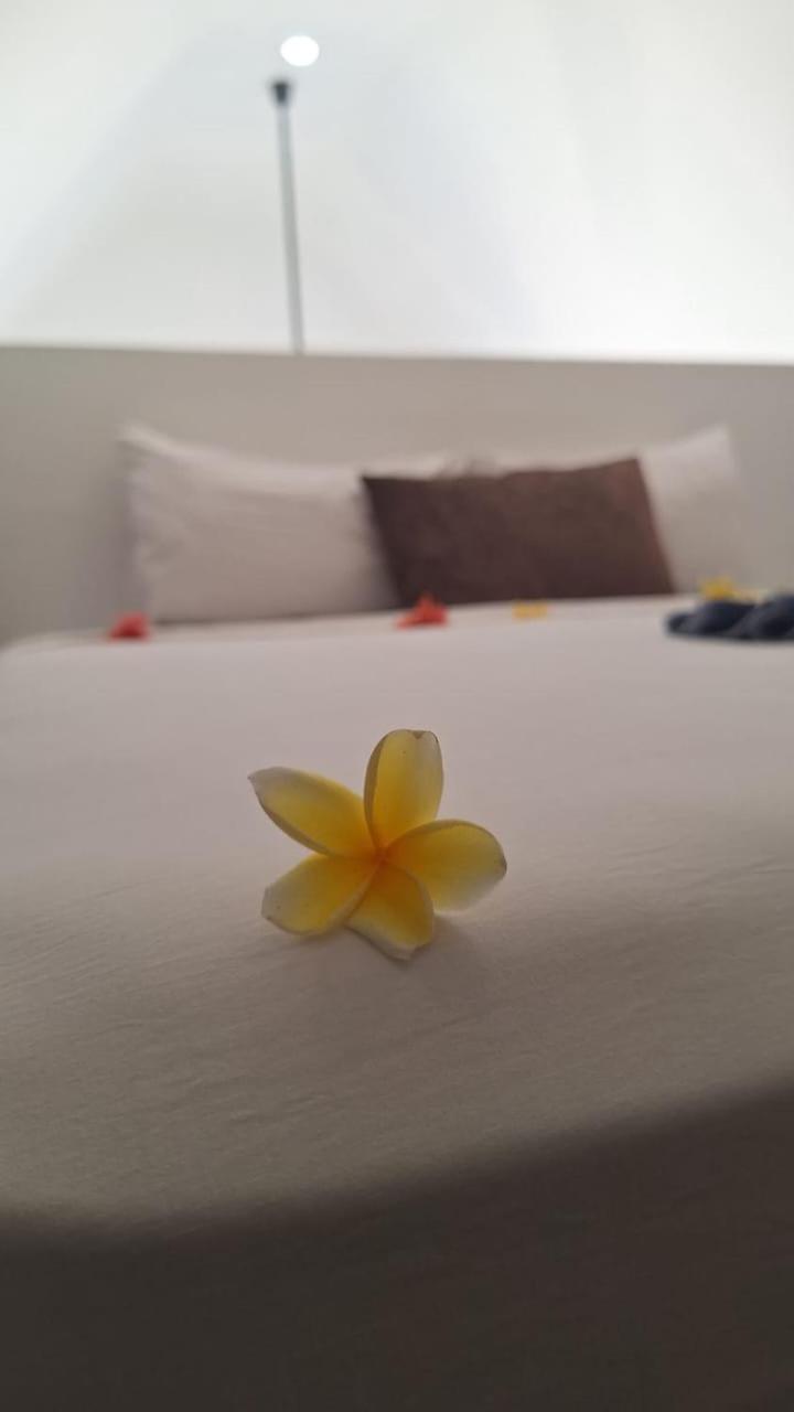 Gili Hills Hotel กีลีตราวางัน ภายนอก รูปภาพ
