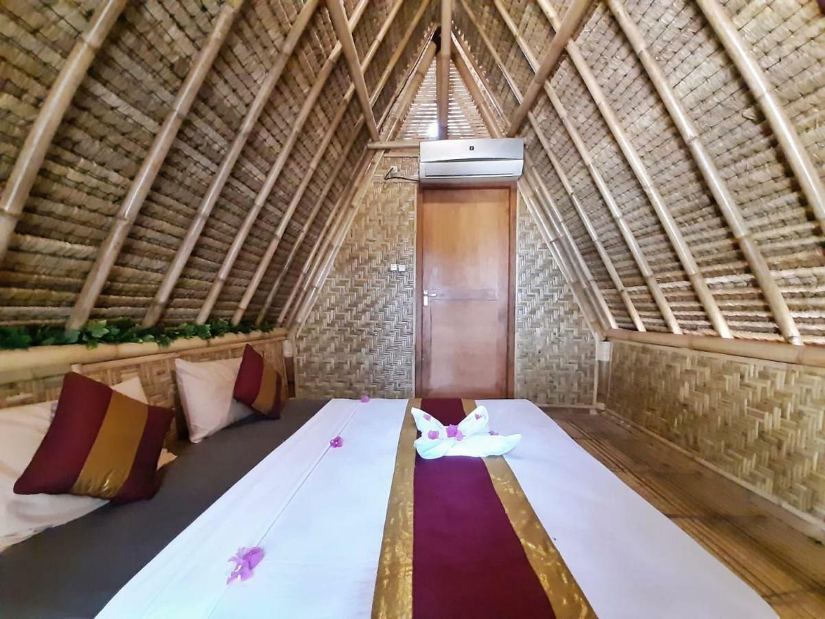 Gili Hills Hotel กีลีตราวางัน ภายนอก รูปภาพ