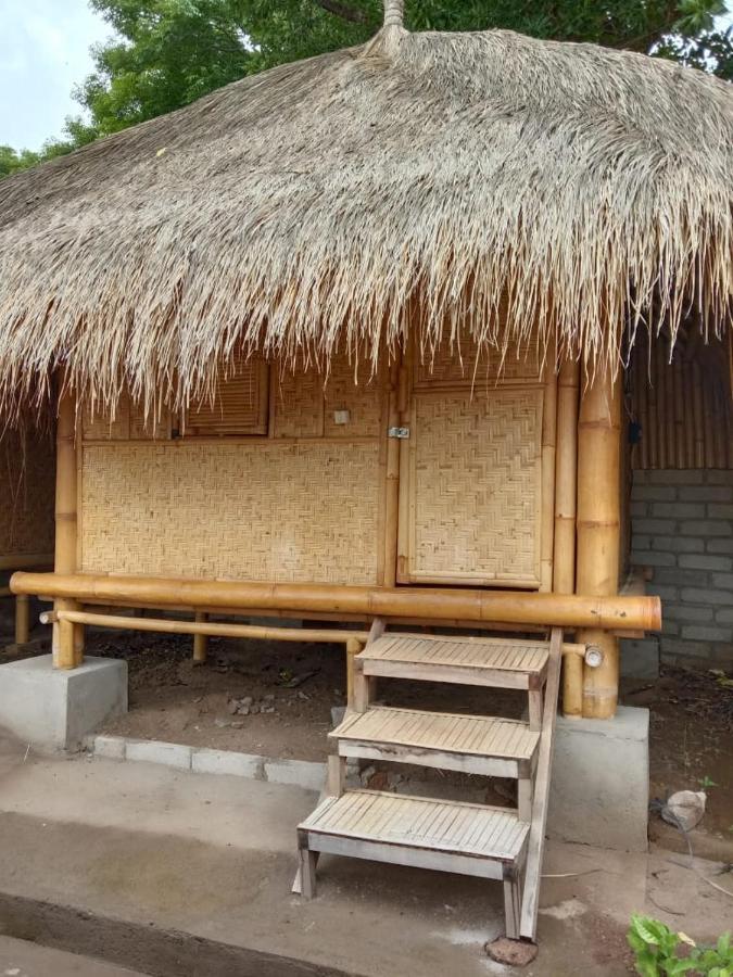 Gili Hills Hotel กีลีตราวางัน ภายนอก รูปภาพ