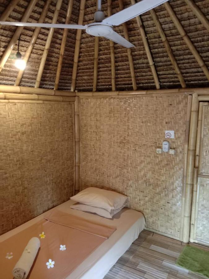 Gili Hills Hotel กีลีตราวางัน ภายนอก รูปภาพ